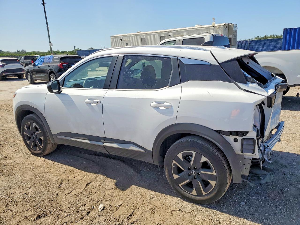 2026 NISSAN KICKS SV — снимка 2