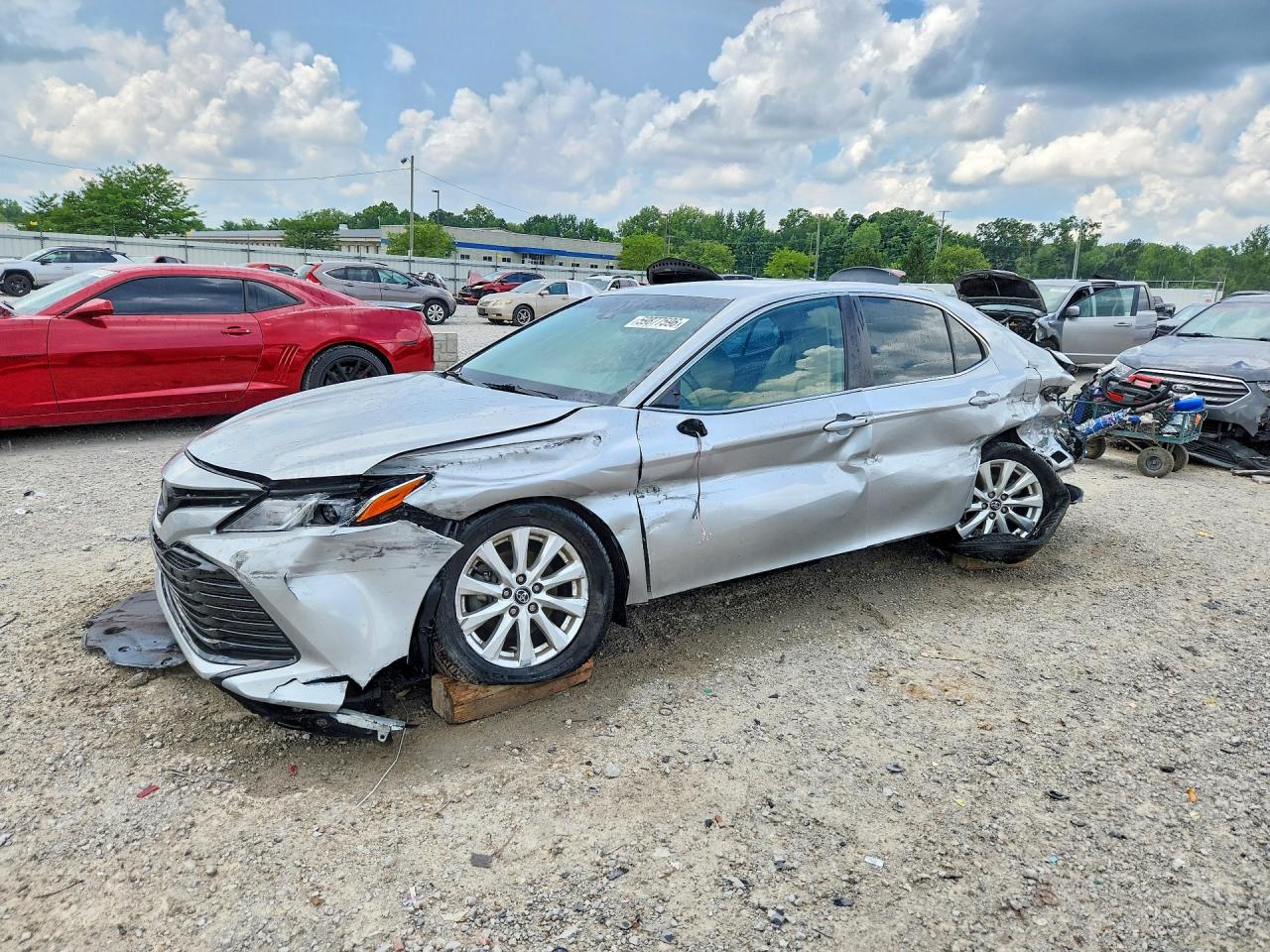 2018 TOYOTA CAMRY LE