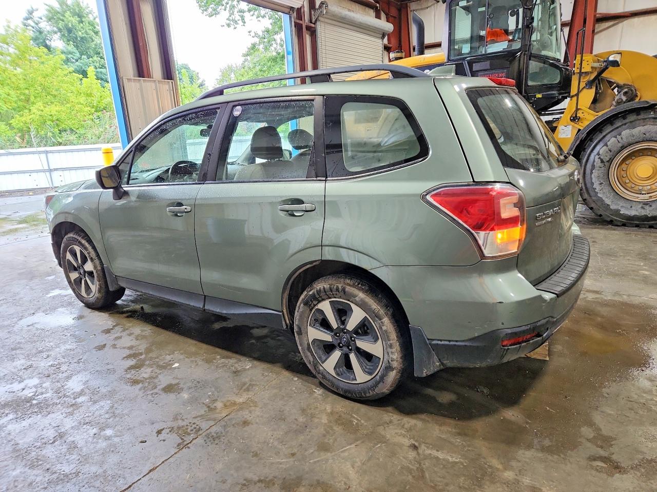 2017 SUBARU FORESTER 2.5I — снимка 2