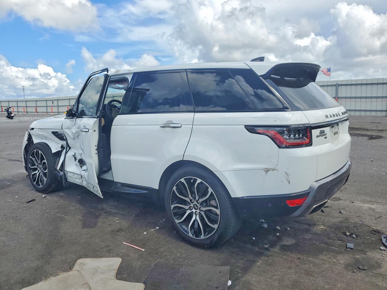 2021 LAND ROVER RANGE ROVER SPORT HSE SILVER EDITION — снимка 2