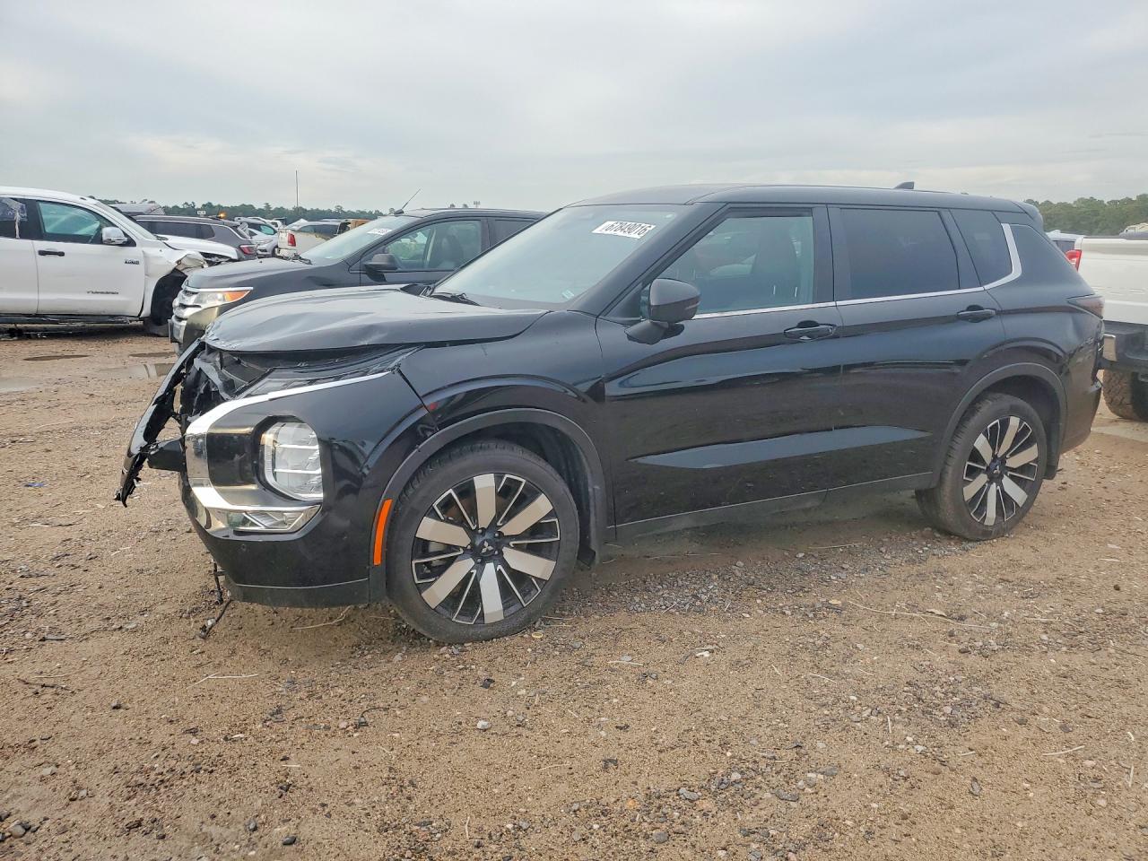 2025 MITSUBISHI OUTLANDER SE/DIAMOND TRAIL EDITION