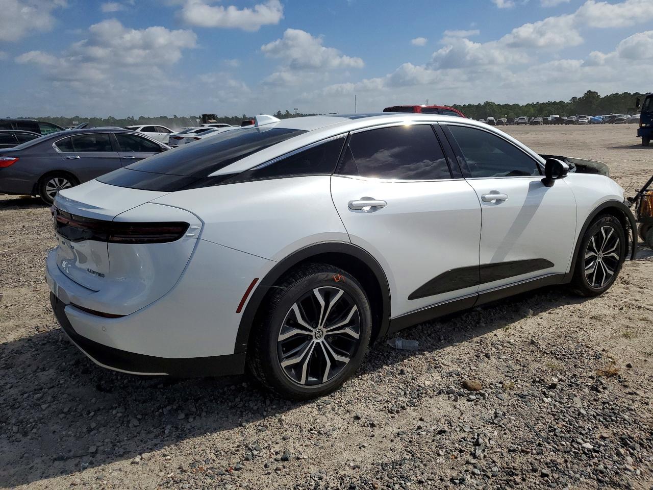 2023 TOYOTA CROWN LIMITED — снимка 3