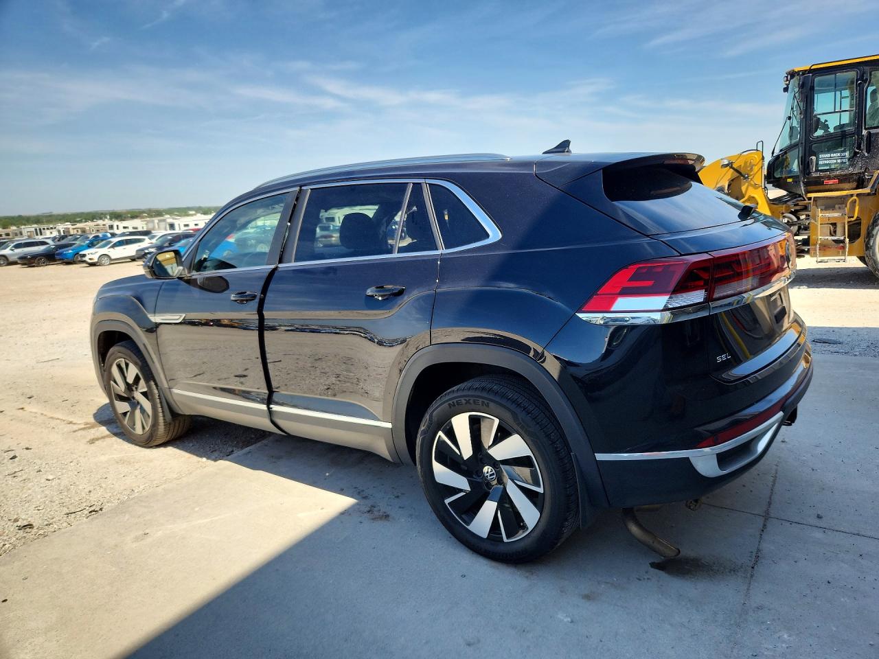 2024 VOLKSWAGEN ATLAS CROSS SPORT SEL — снимка 2