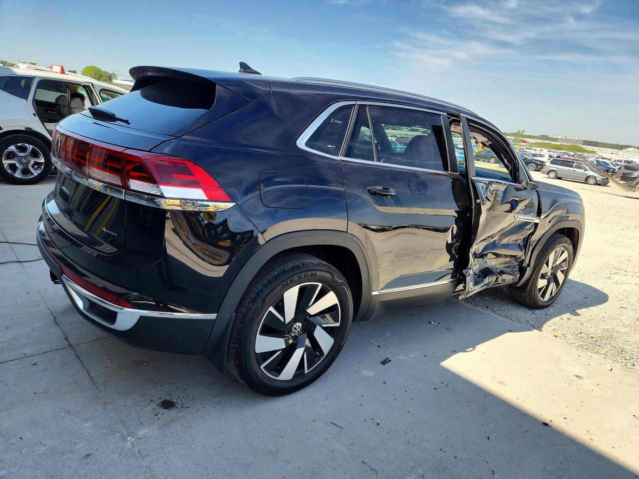 2024 VOLKSWAGEN ATLAS CROSS SPORT SEL — снимка 3