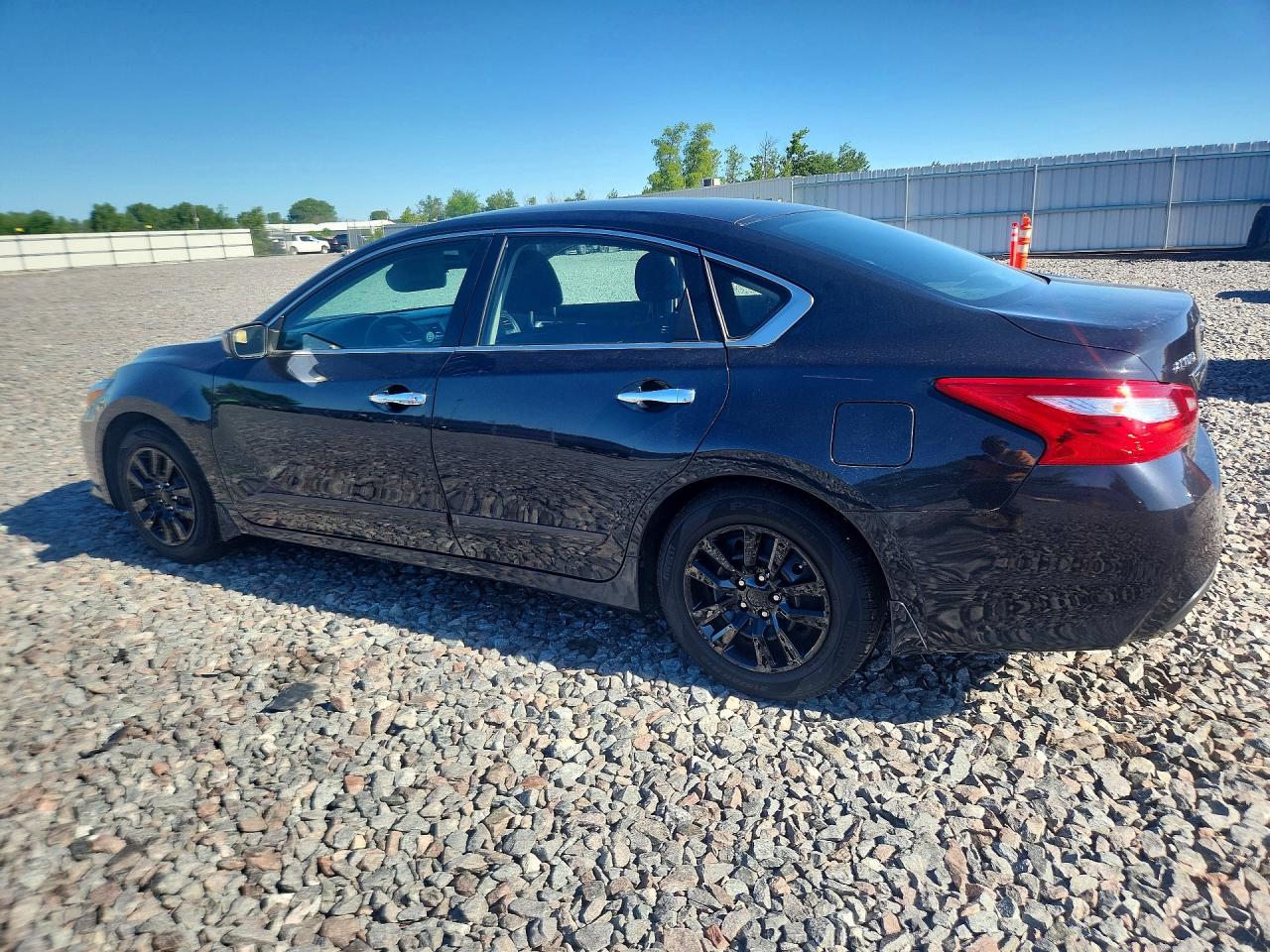 2017 NISSAN ALTIMA 2.5 S — снимка 2