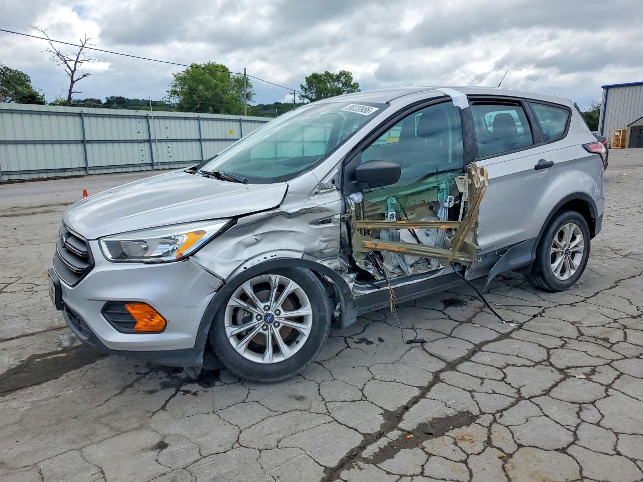 2017 FORD ESCAPE S