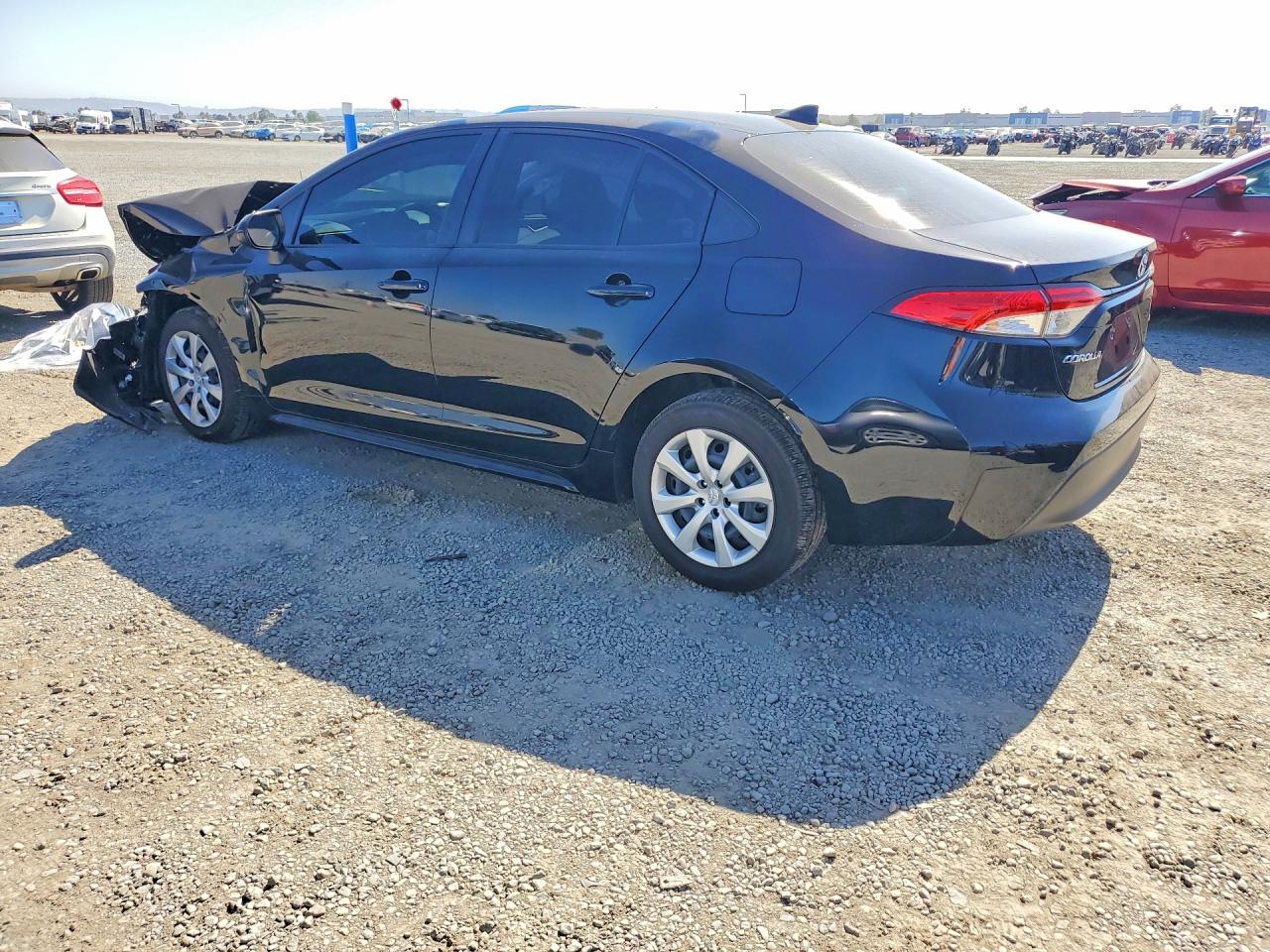 2026 TOYOTA COROLLA LE — снимка 2