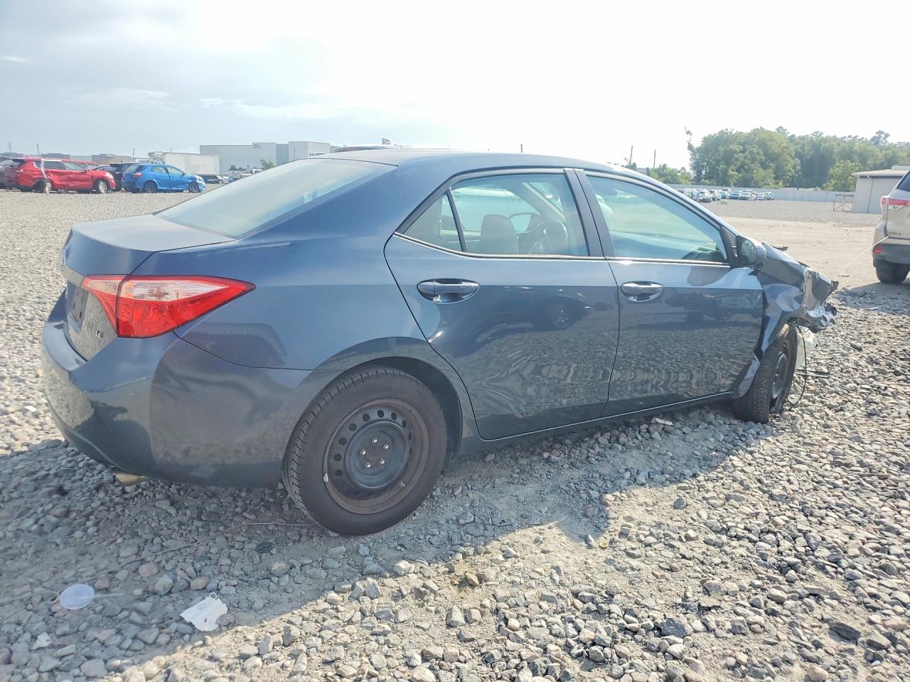 2017 TOYOTA COROLLA LE — снимка 3