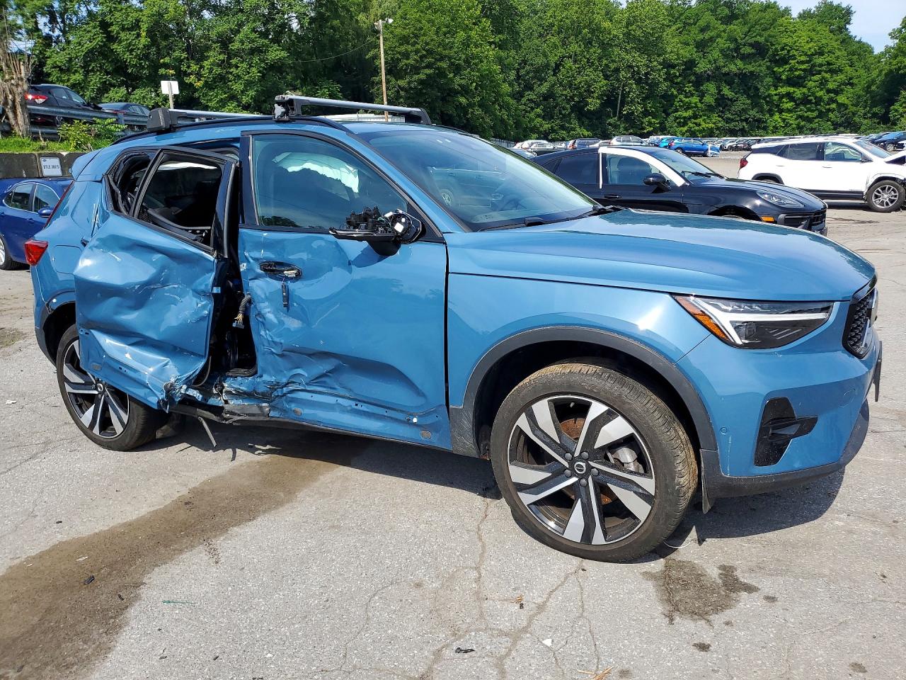 2024 VOLVO XC40 PLUS — снимка 4
