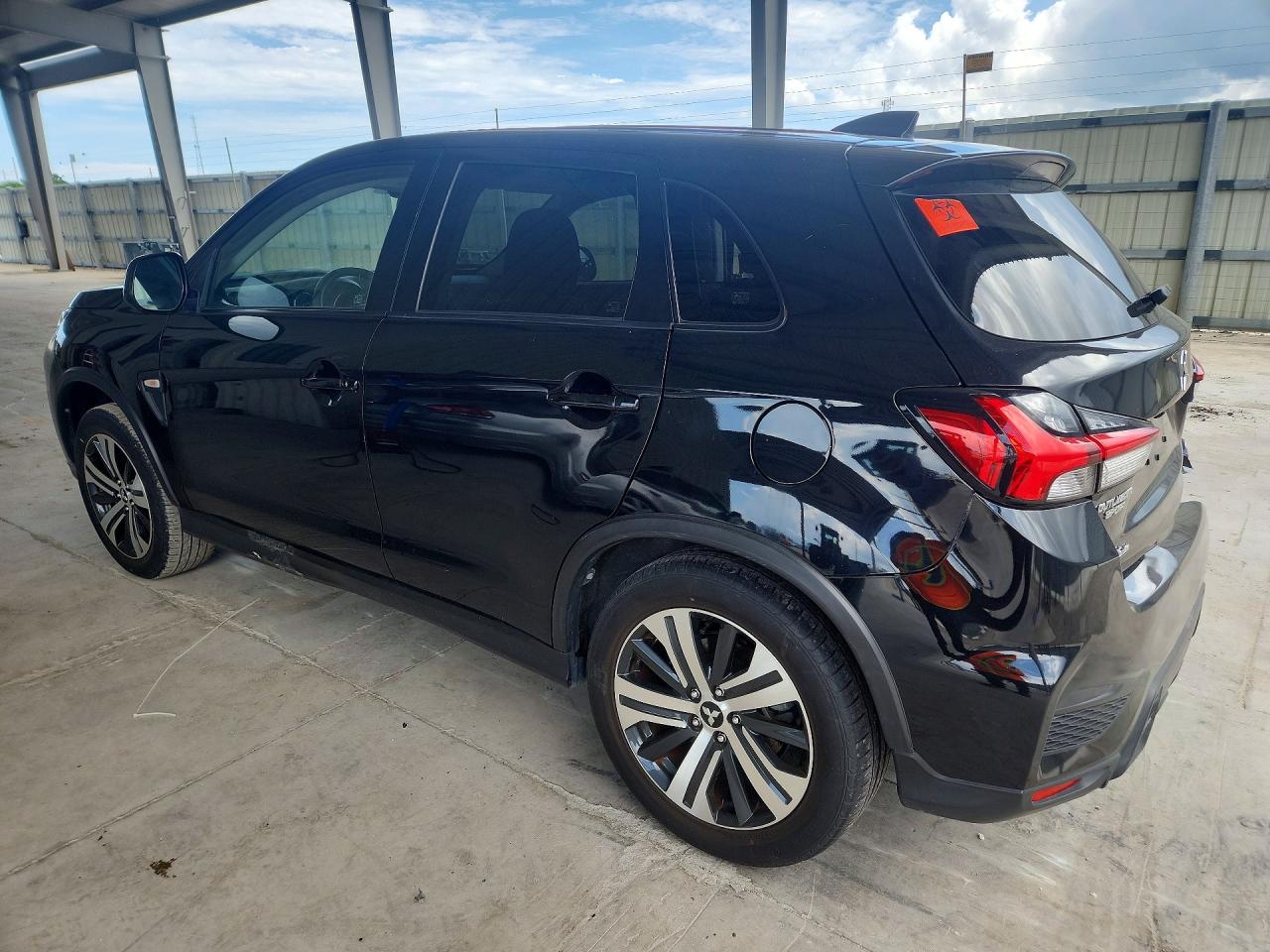 2023 MITSUBISHI OUTLANDER SPORT S/SE — снимка 2