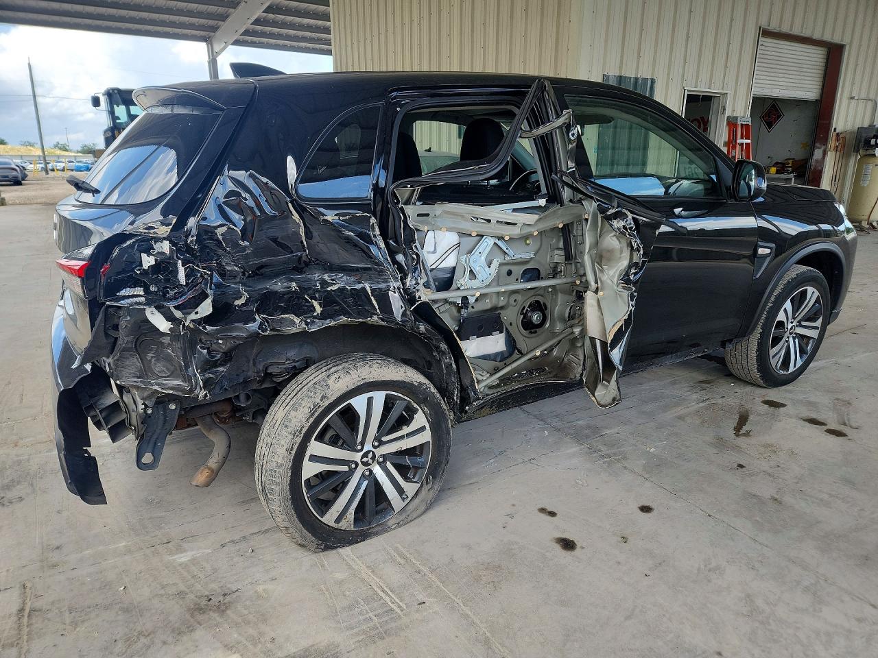 2023 MITSUBISHI OUTLANDER SPORT S/SE — снимка 3