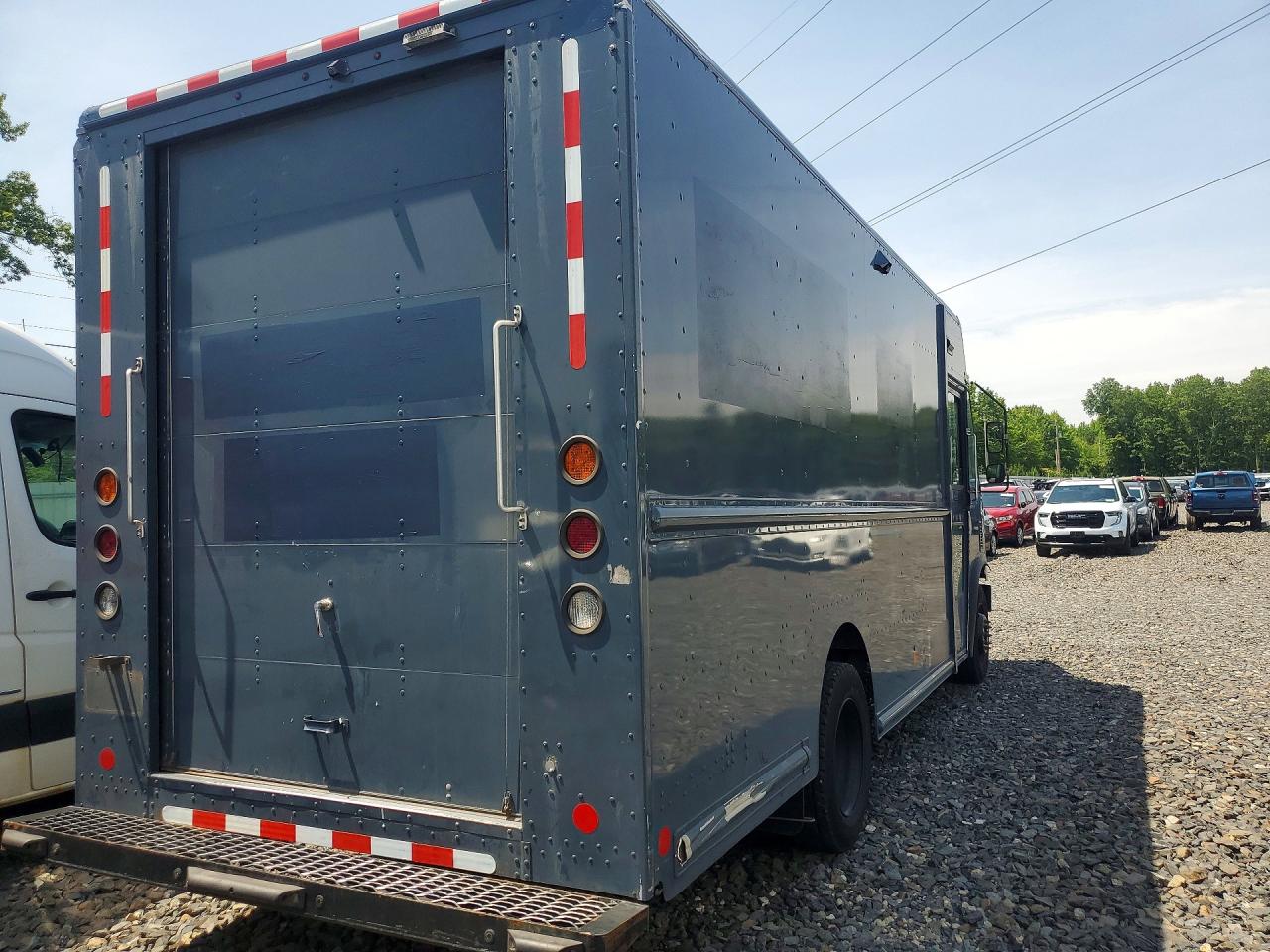 2021 FORD F59 — снимка 3