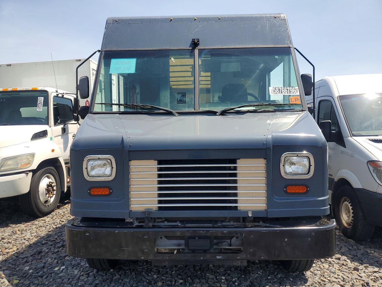 2021 FORD F59 — снимка 5