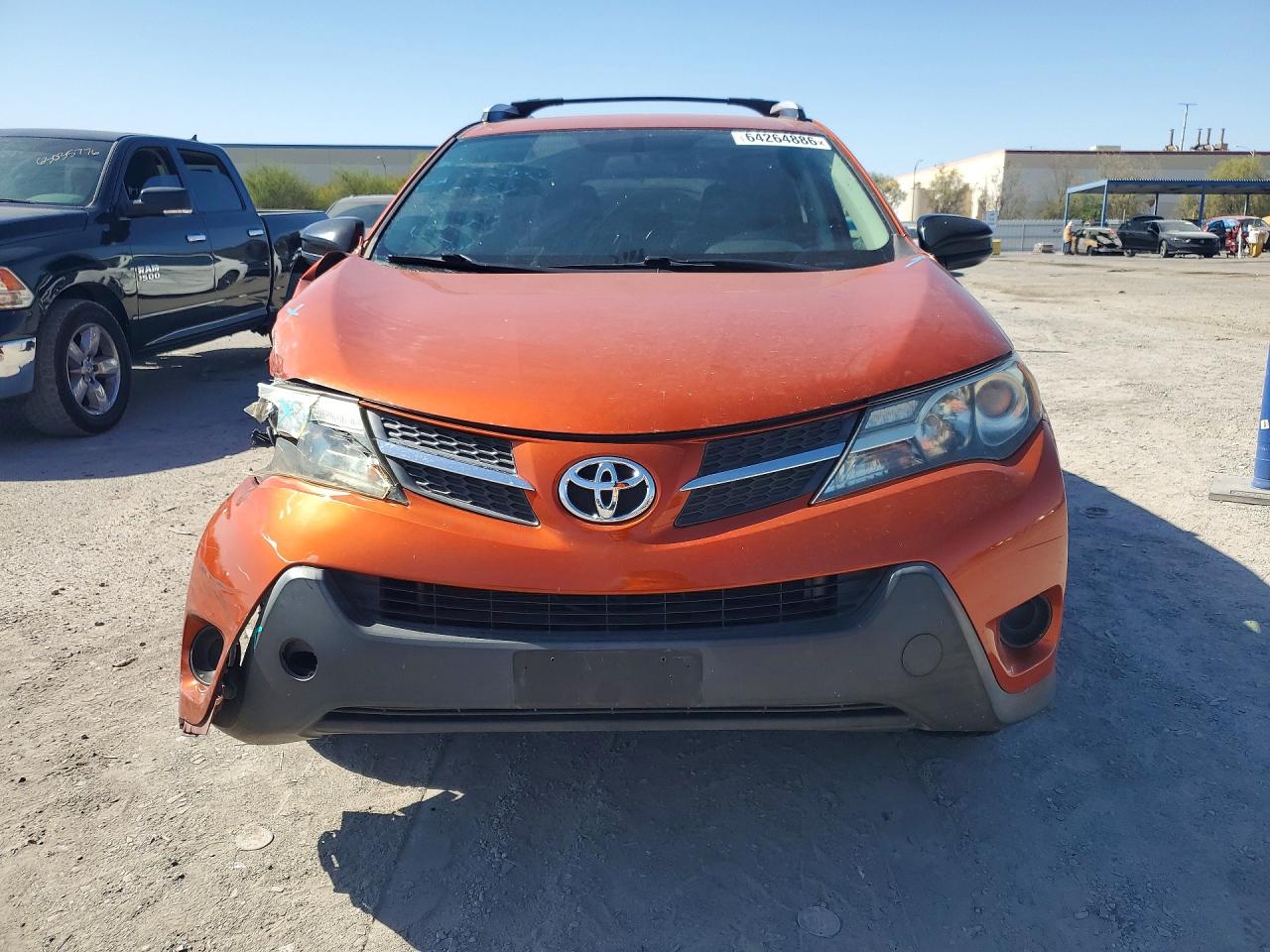 2015 TOYOTA RAV4 LE — снимка 5