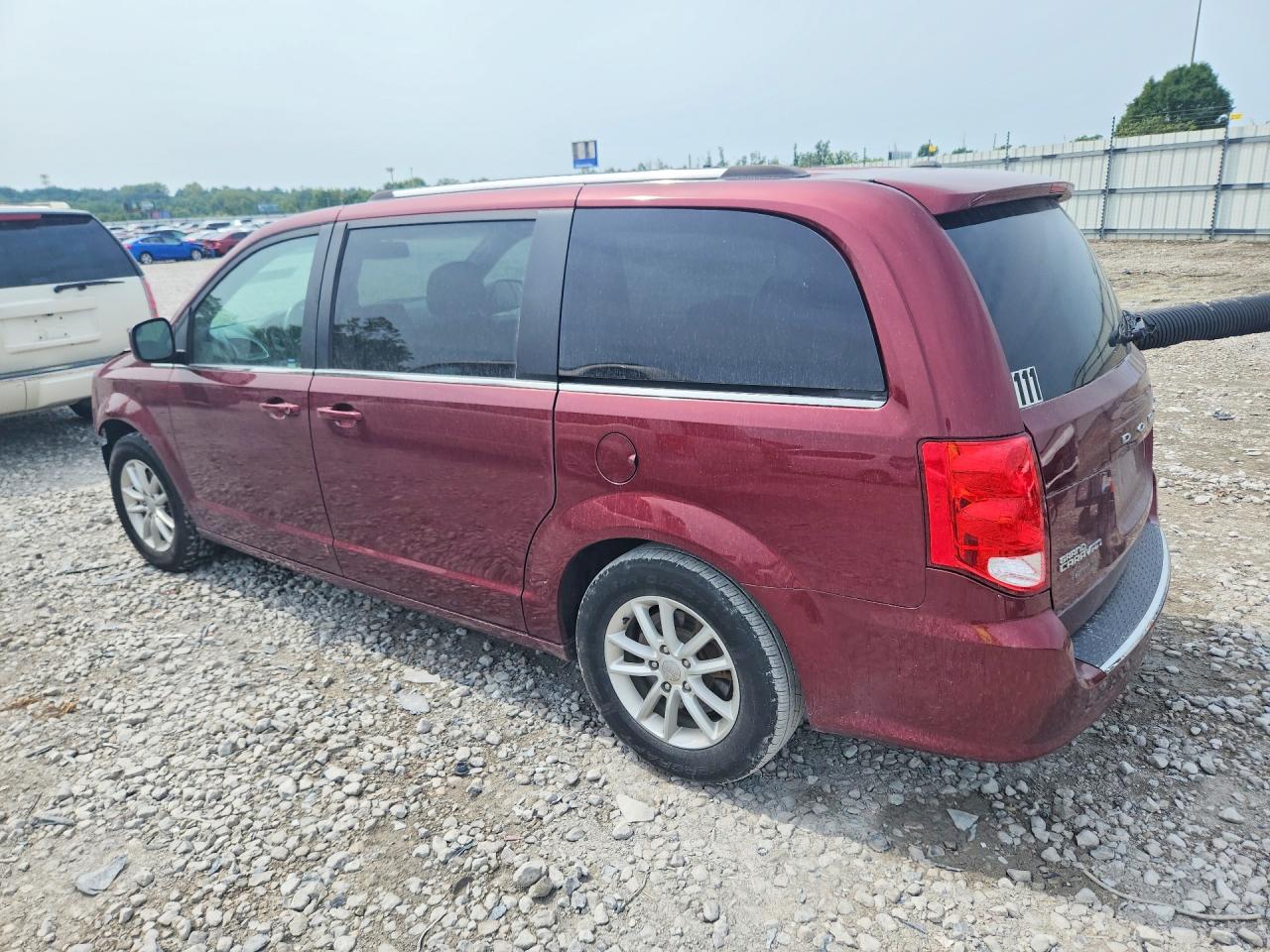2018 DODGE GRAND CARAVAN SXT — снимка 2