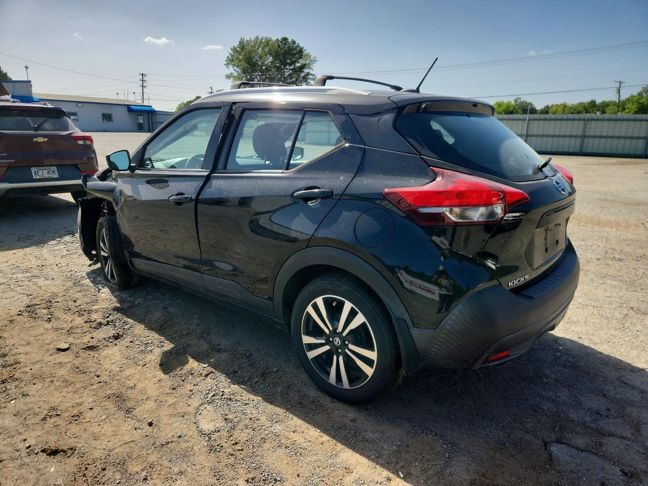 2019 NISSAN KICKS SV — снимка 2