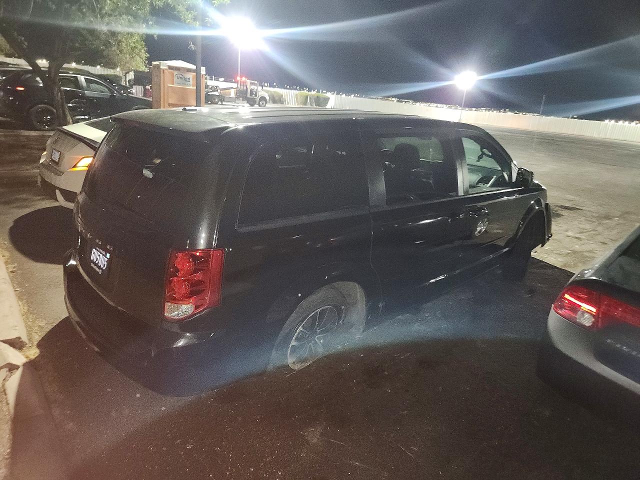 2015 DODGE GRAND CARAVAN SXT — снимка 3