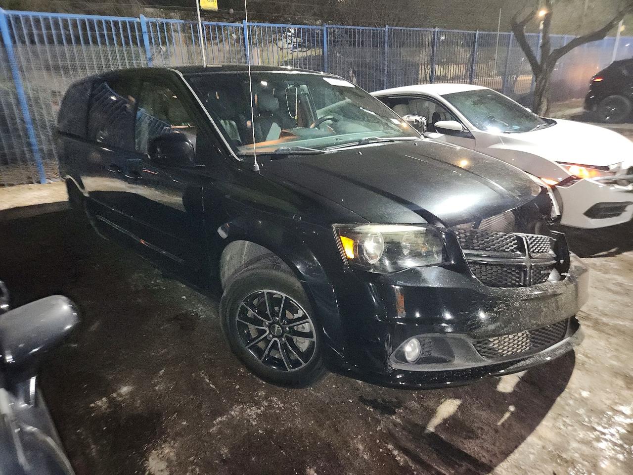 2015 DODGE GRAND CARAVAN SXT — снимка 4