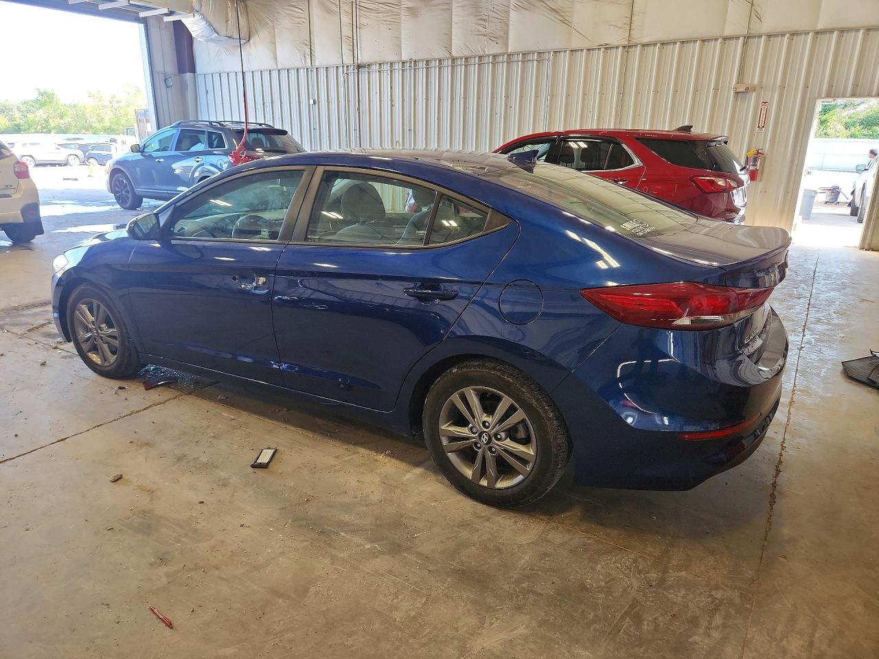 2018 HYUNDAI ELANTRA SEL — снимка 2
