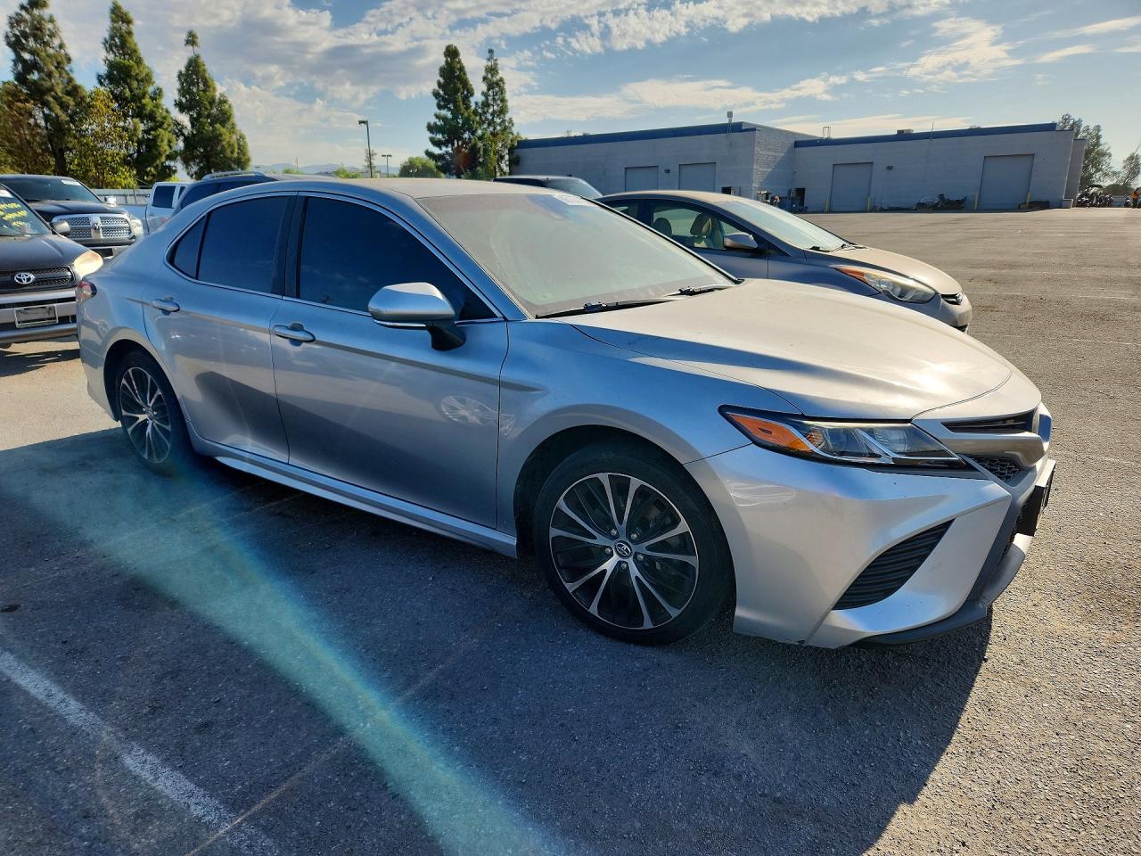 2018 TOYOTA CAMRY SE — снимка 4
