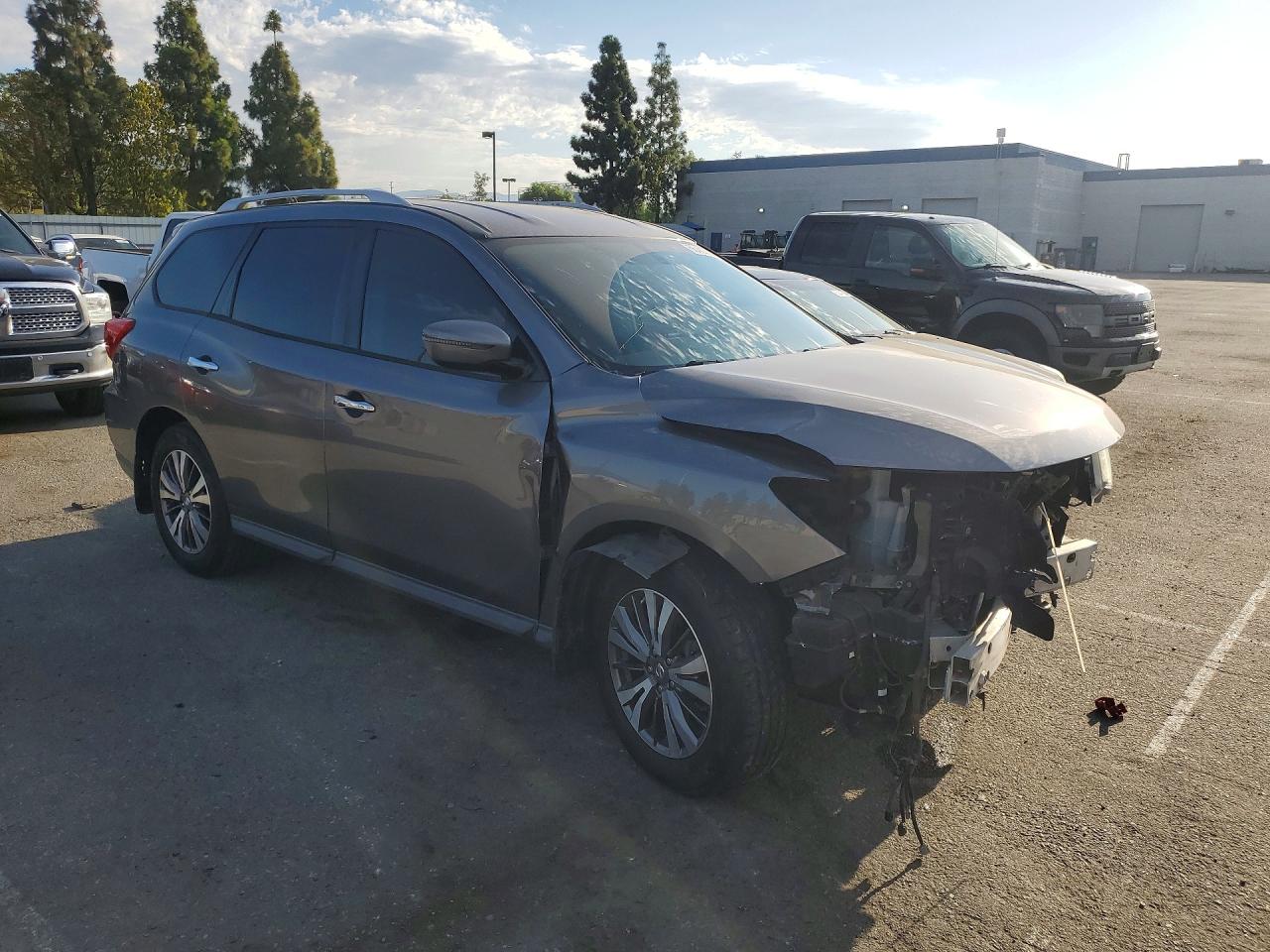 2017 NISSAN PATHFINDER S — снимка 4