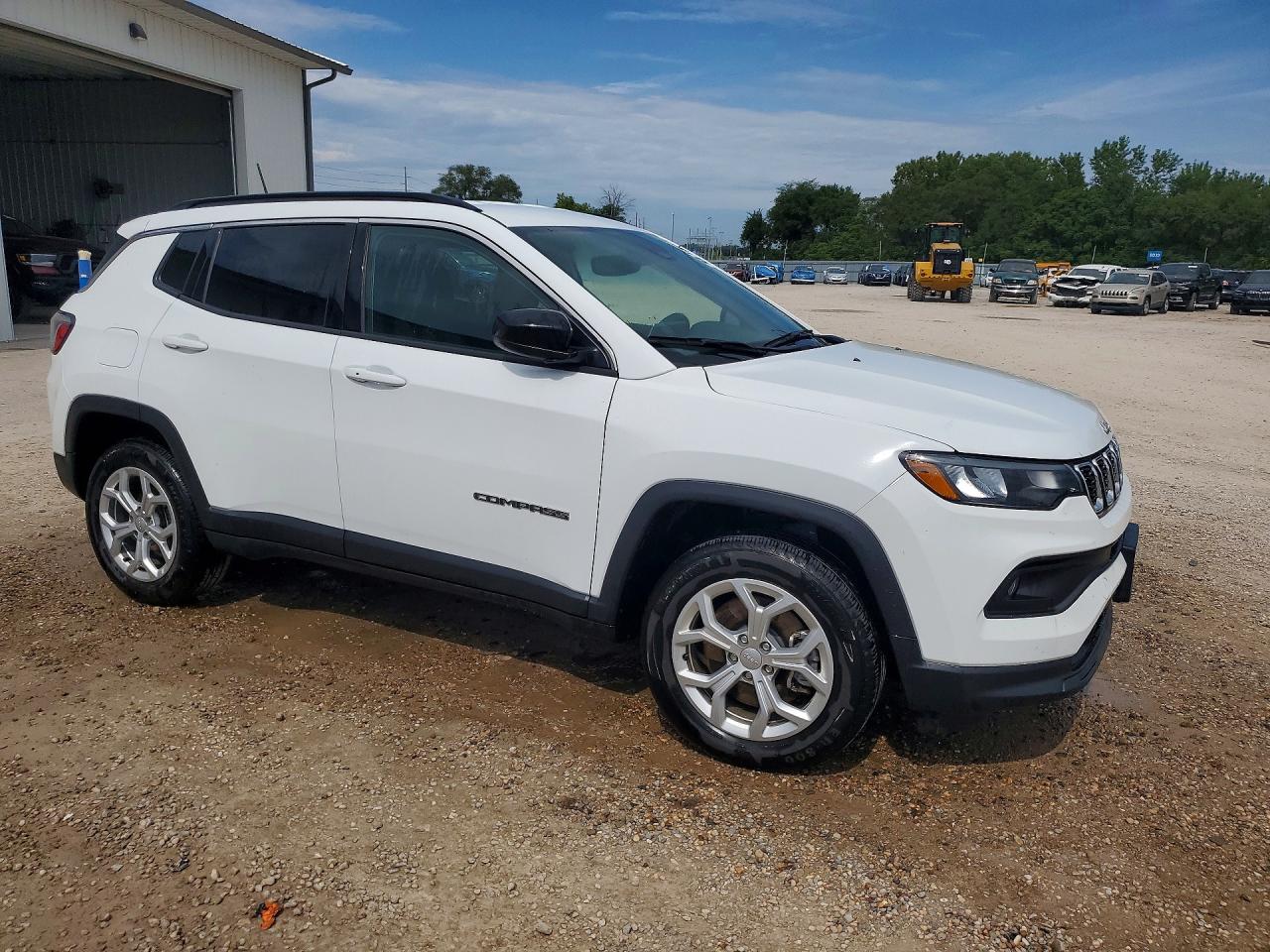 2024 JEEP COMPASS LATITUDE — снимка 4