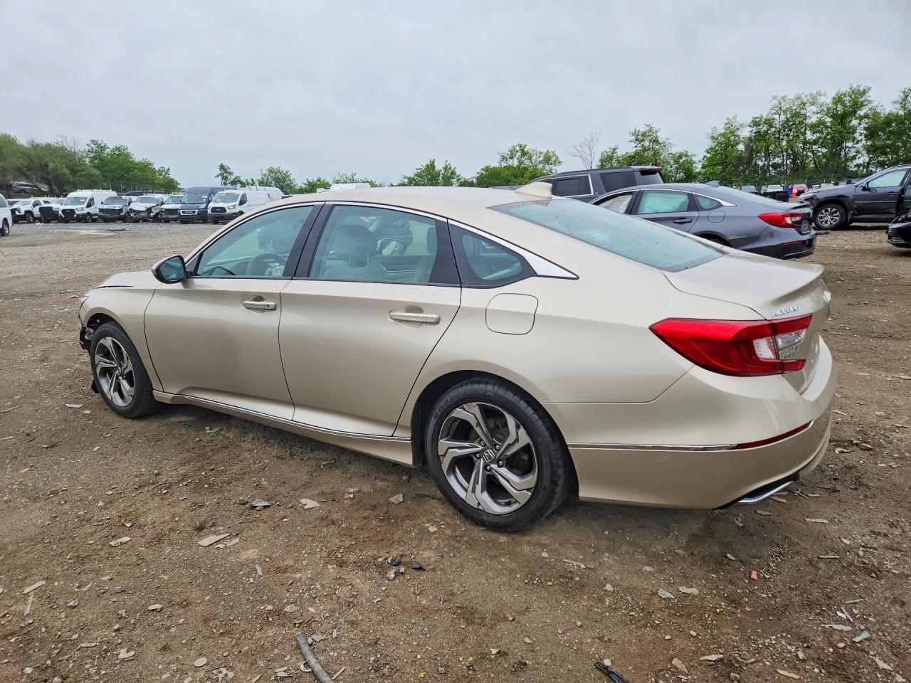 2018 HONDA ACCORD EX — снимка 2
