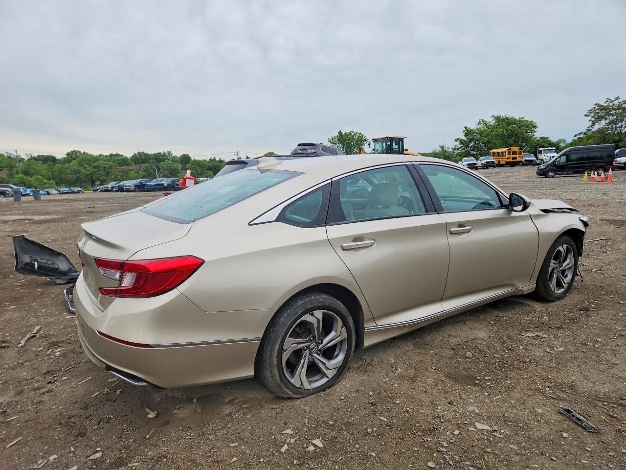 2018 HONDA ACCORD EX — снимка 3