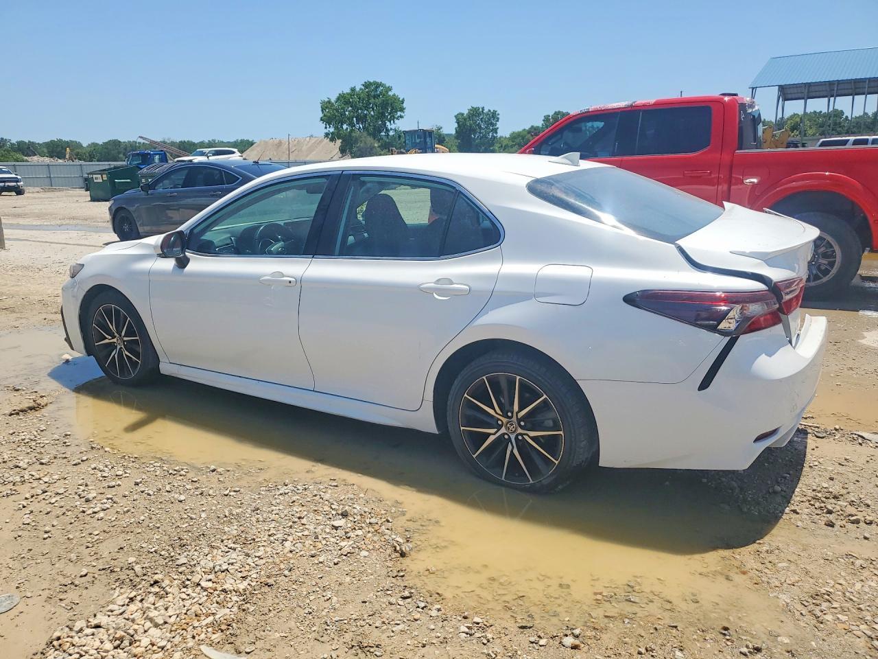 2023 TOYOTA CAMRY SE — снимка 2