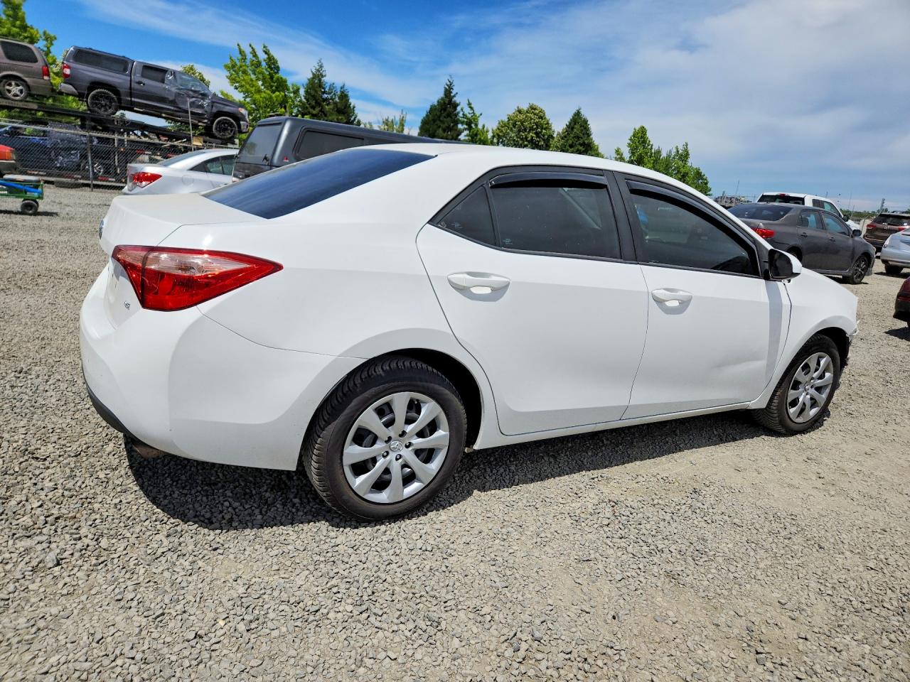 2018 TOYOTA COROLLA LE — снимка 3