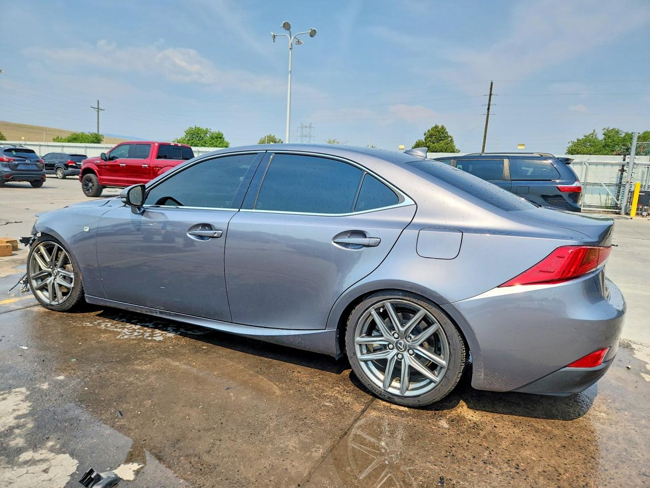 2017 LEXUS IS 300 — снимка 2