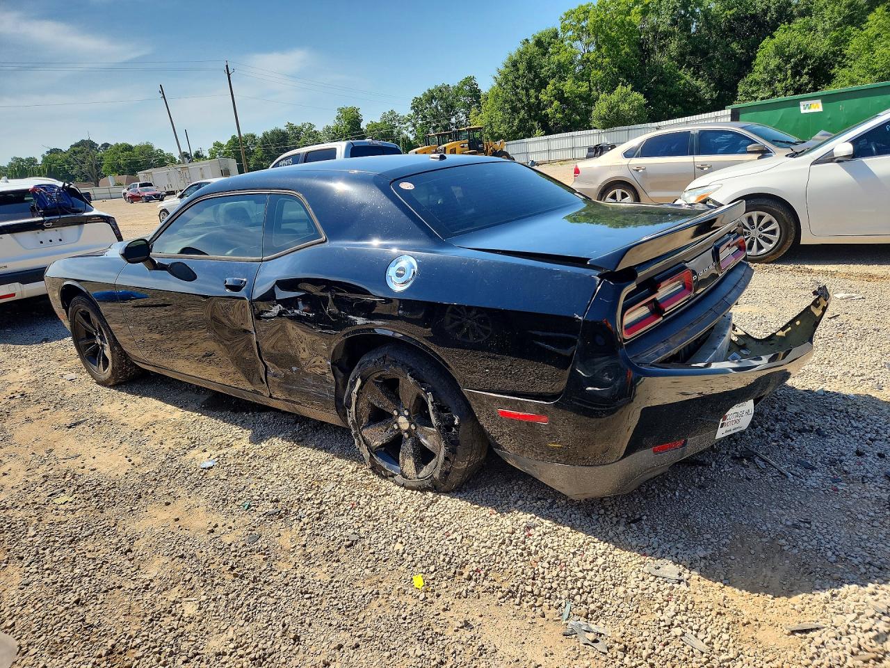 2015 DODGE CHALLENGER SXT — снимка 2