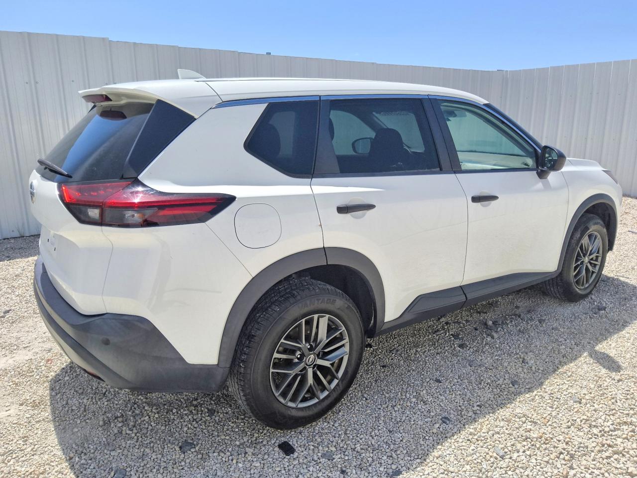 2021 NISSAN ROGUE S — снимка 3