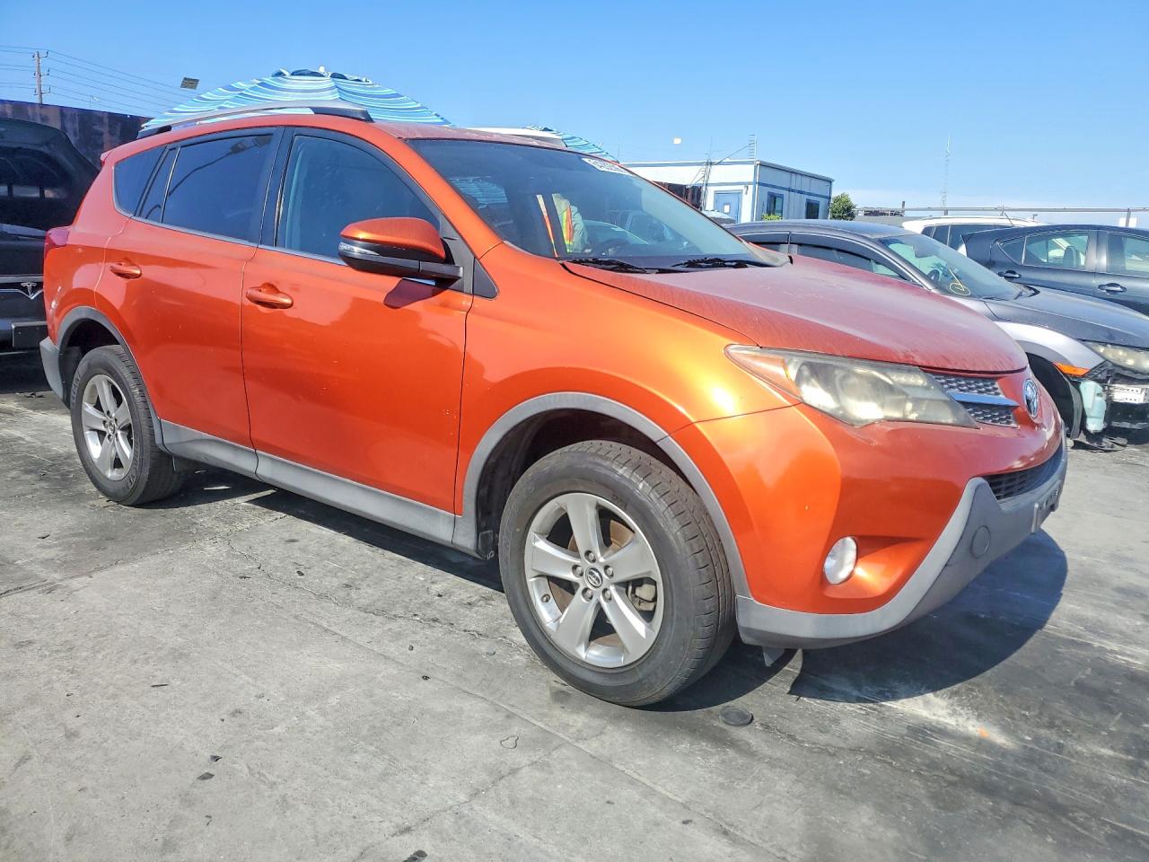 2015 TOYOTA RAV4 XLE — снимка 4
