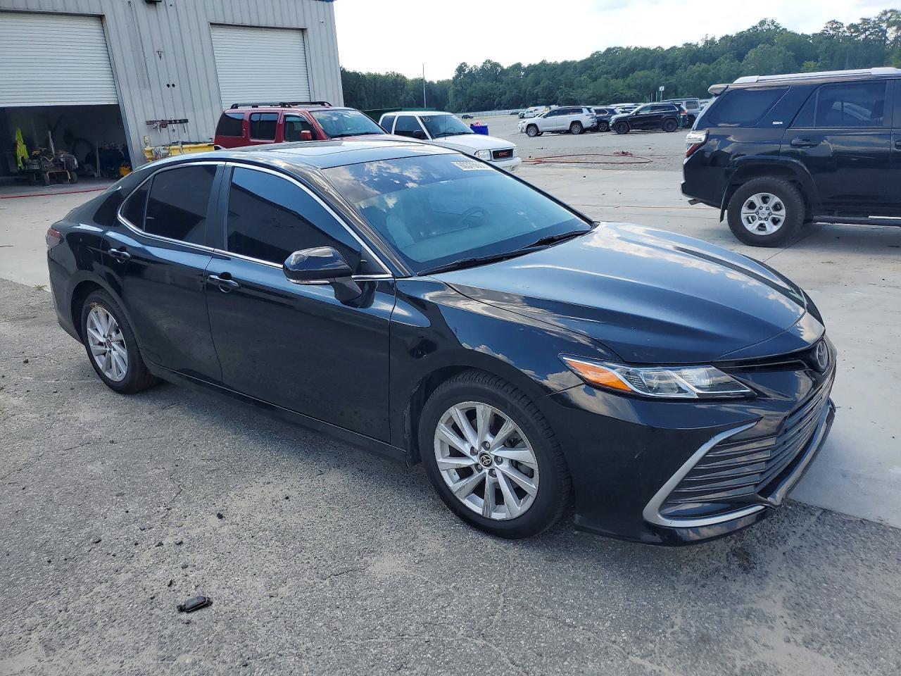 2022 TOYOTA CAMRY LE — снимка 4