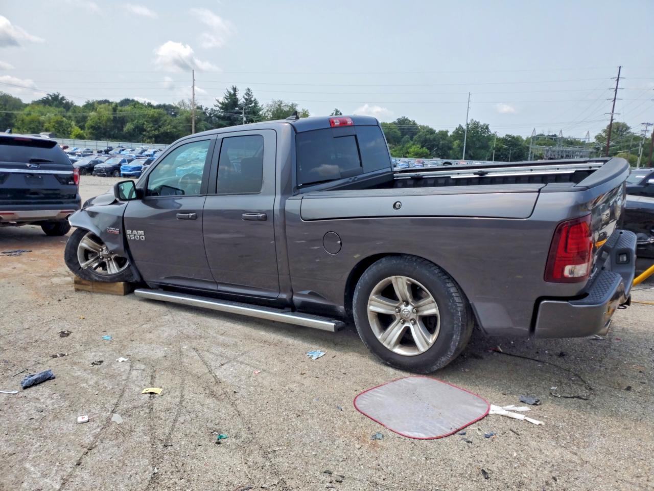 2016 RAM 1500 SPORT — снимка 2