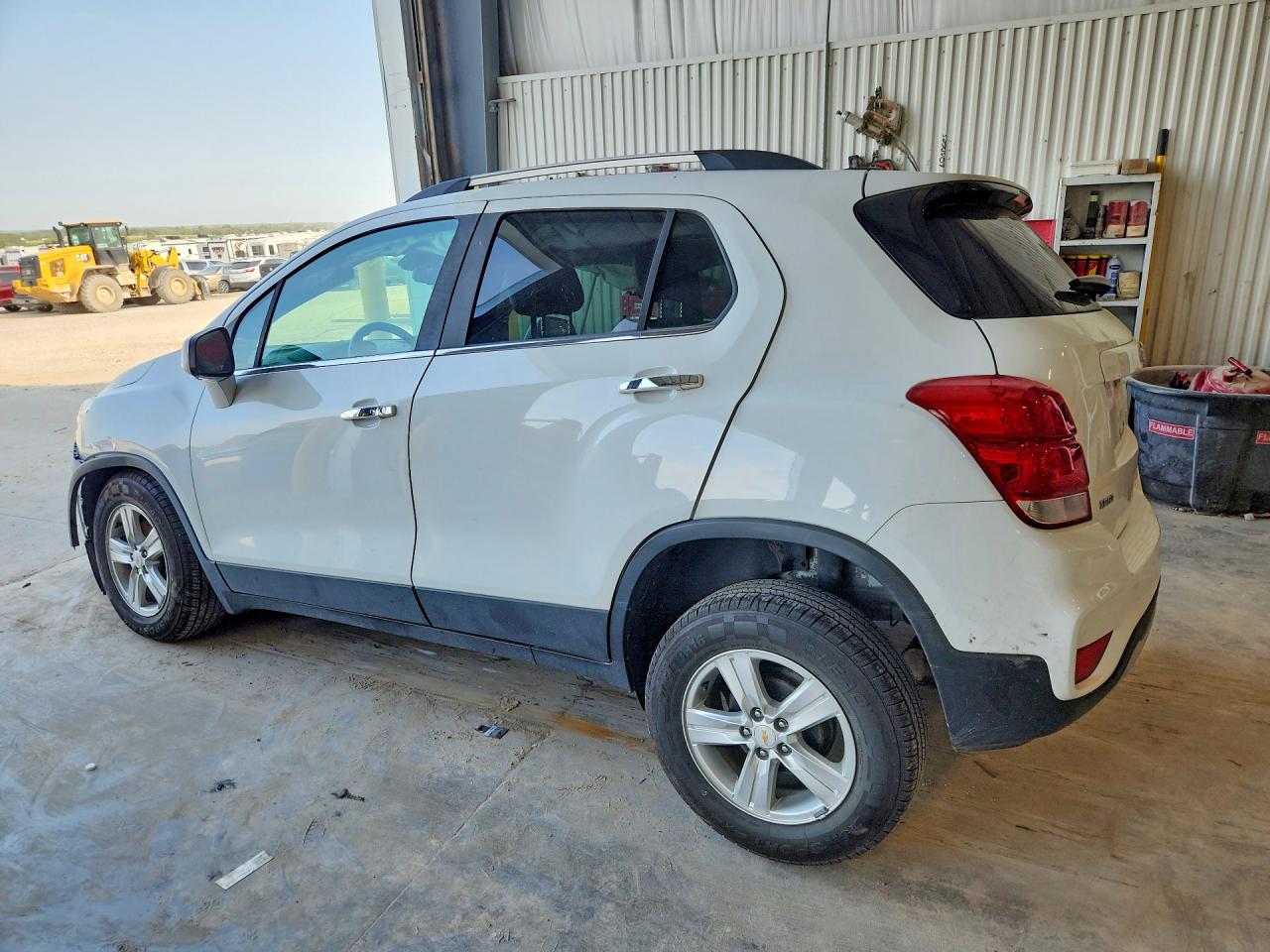 2017 CHEVROLET TRAX 1LT — снимка 2