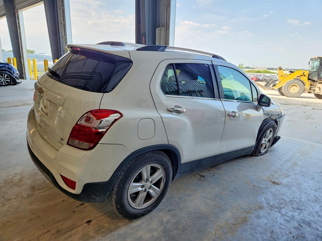 2017 CHEVROLET TRAX 1LT — снимка 3