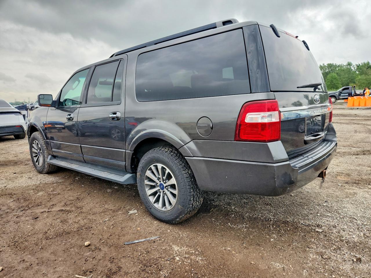 2016 FORD EXPEDITION EL XLT — снимка 2