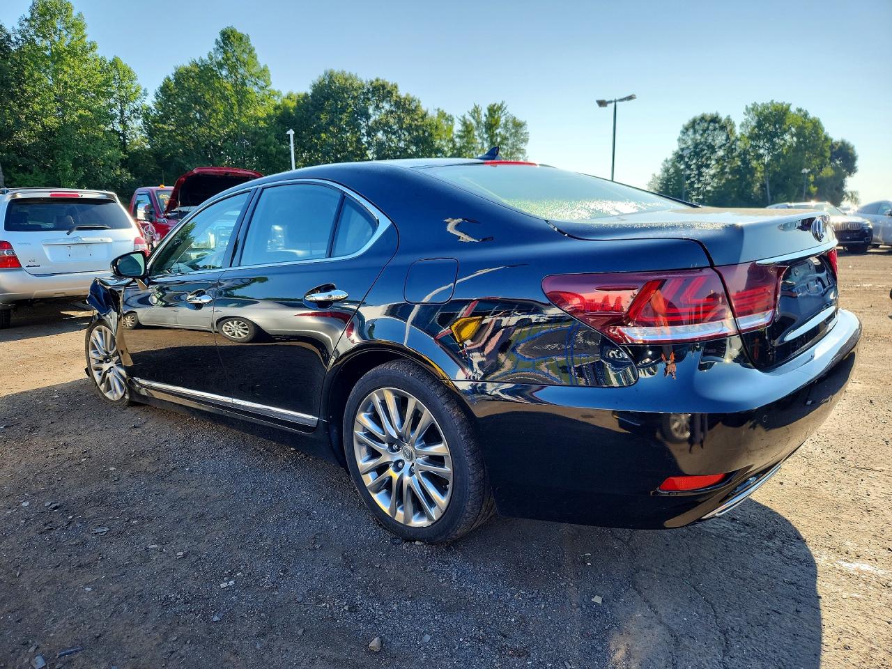 2013 LEXUS LS 460 — снимка 2