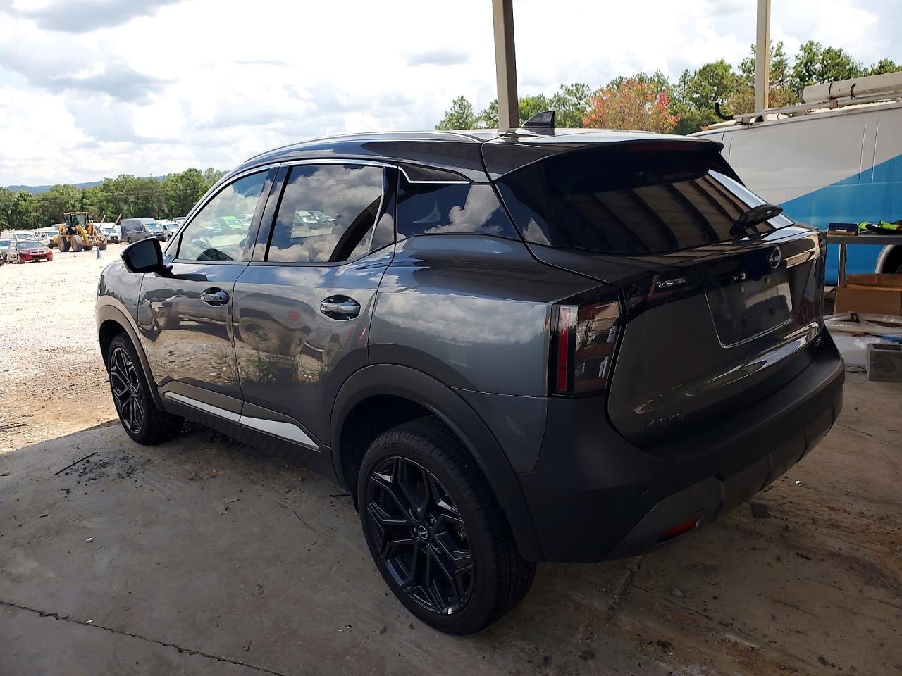 2026 NISSAN KICKS SR — снимка 2
