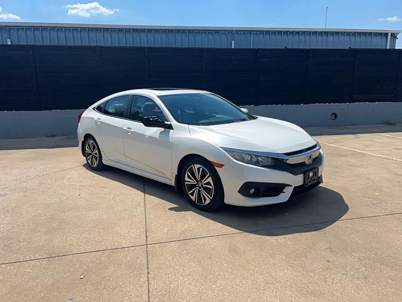 2016 HONDA CIVIC EX