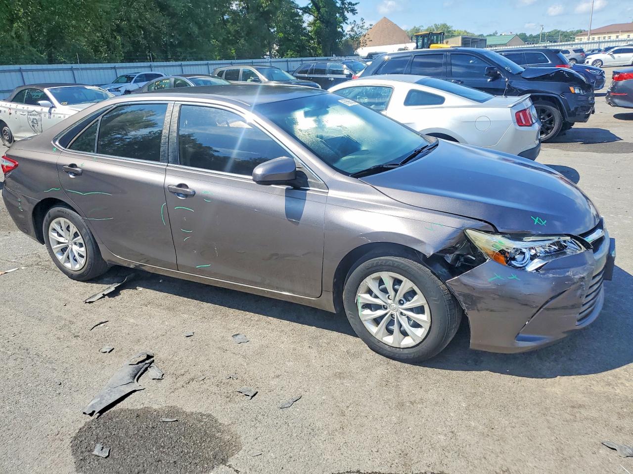 2015 TOYOTA CAMRY LE — снимка 4