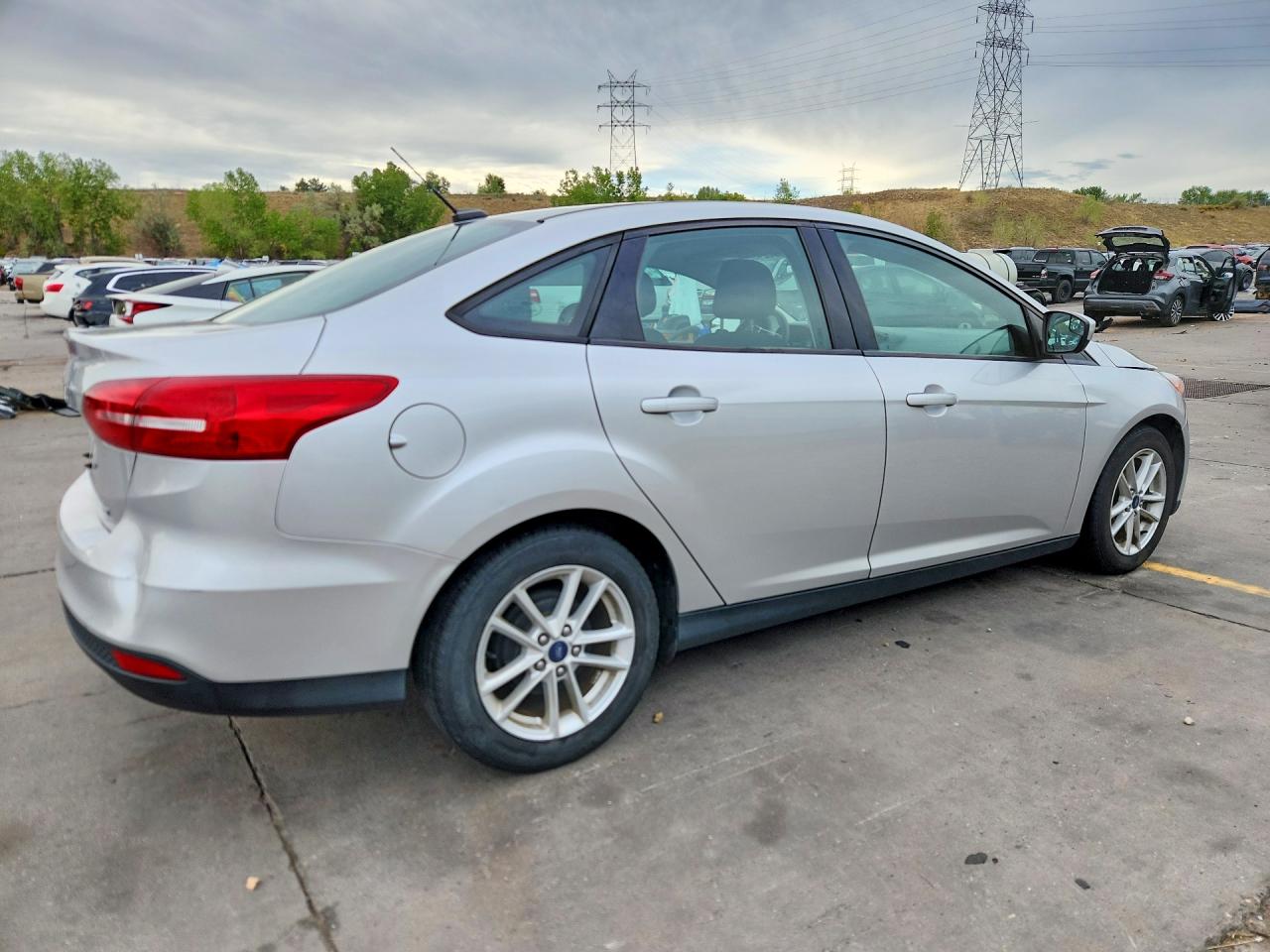2018 FORD FOCUS SE — photo 3