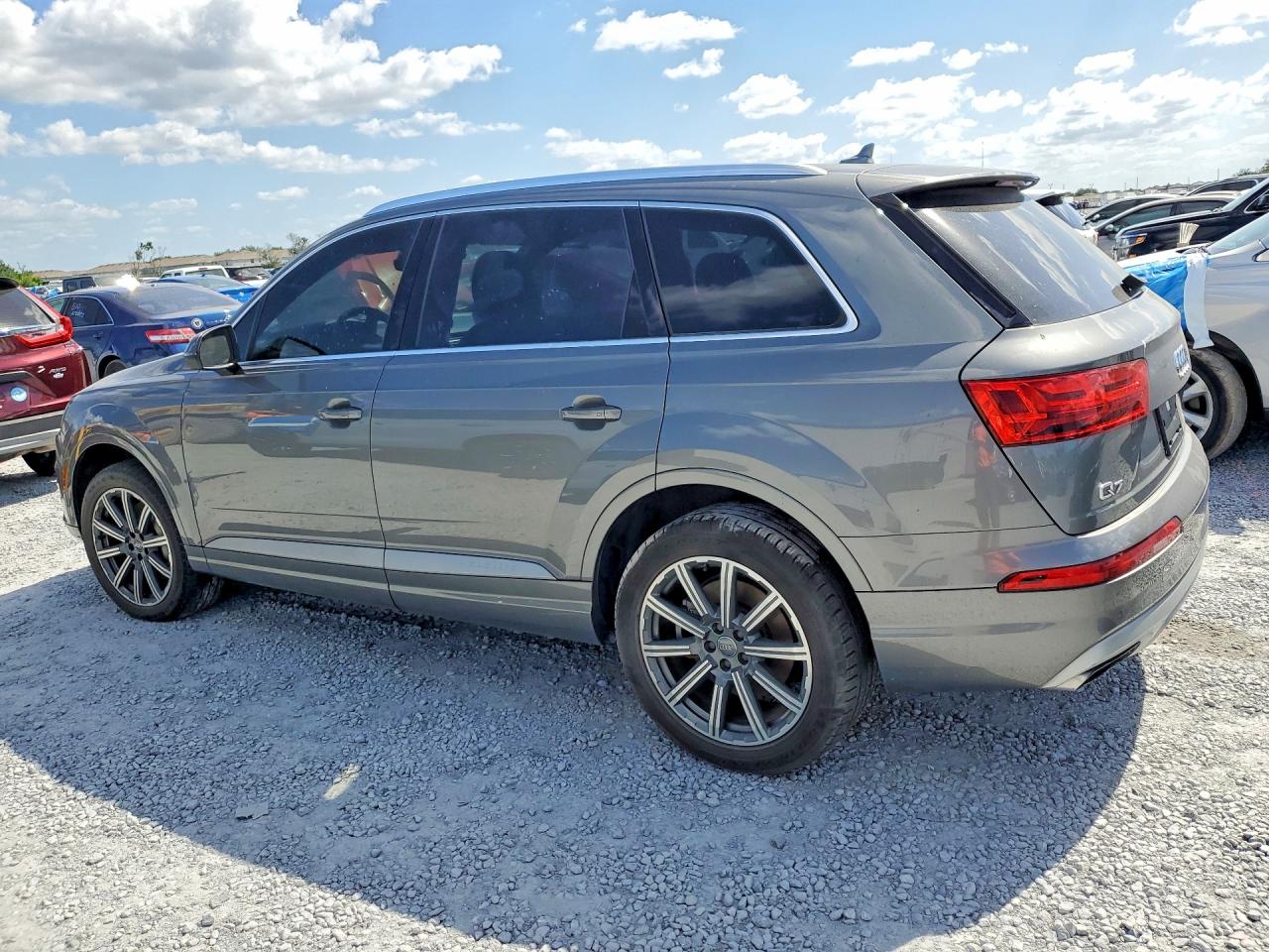 2017 AUDI Q7 — снимка 2