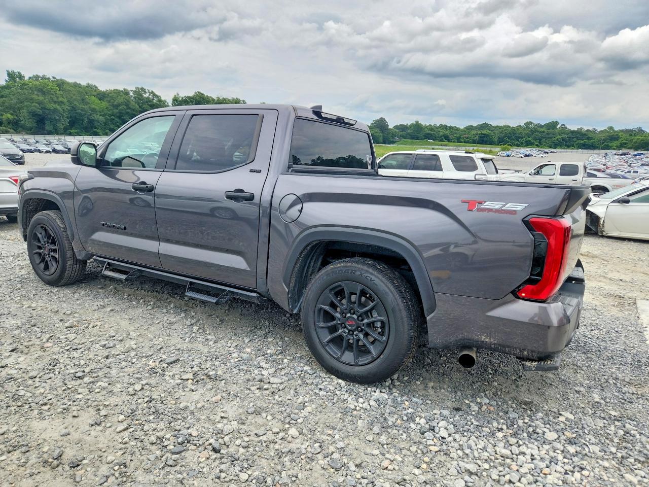 2022 TOYOTA TUNDRA SR5 — снимка 2