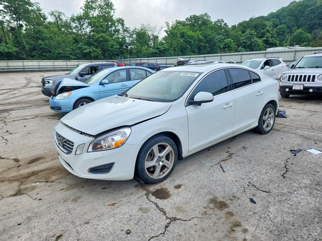2013 VOLVO S60 T5