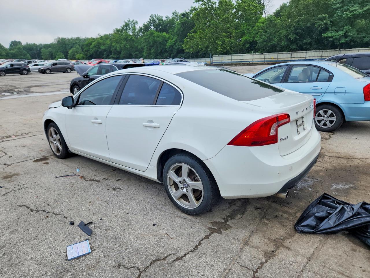 2013 VOLVO S60 T5 — снимка 2