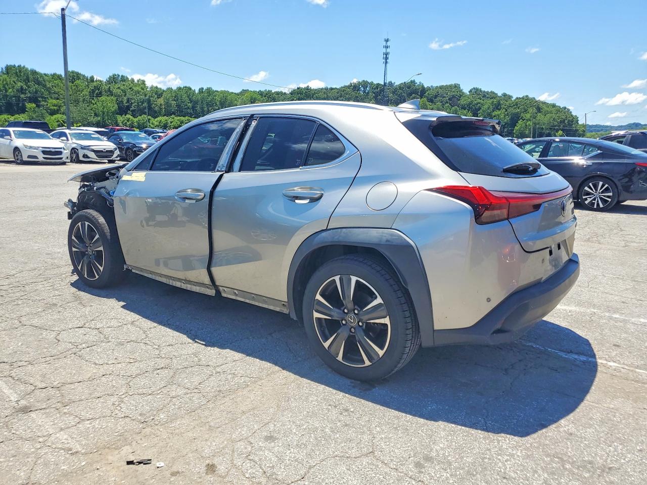 2019 LEXUS UX 200 — снимка 2