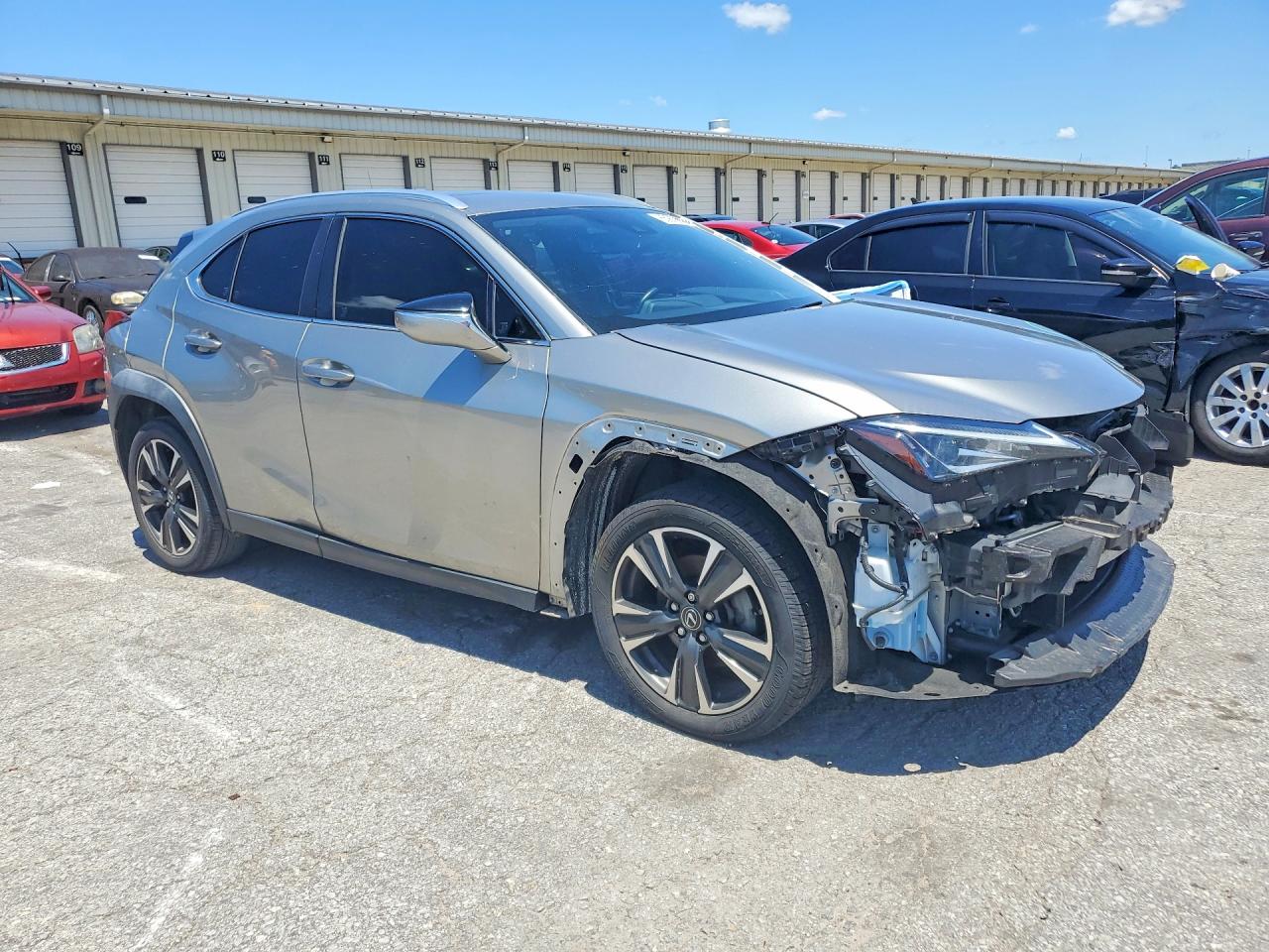2019 LEXUS UX 200 — снимка 4